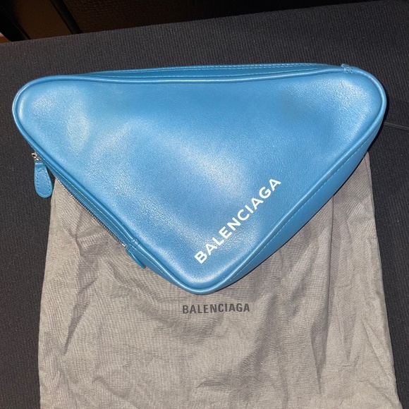 Balenciaga Triangle Pouch medium - Picture 1 of 5